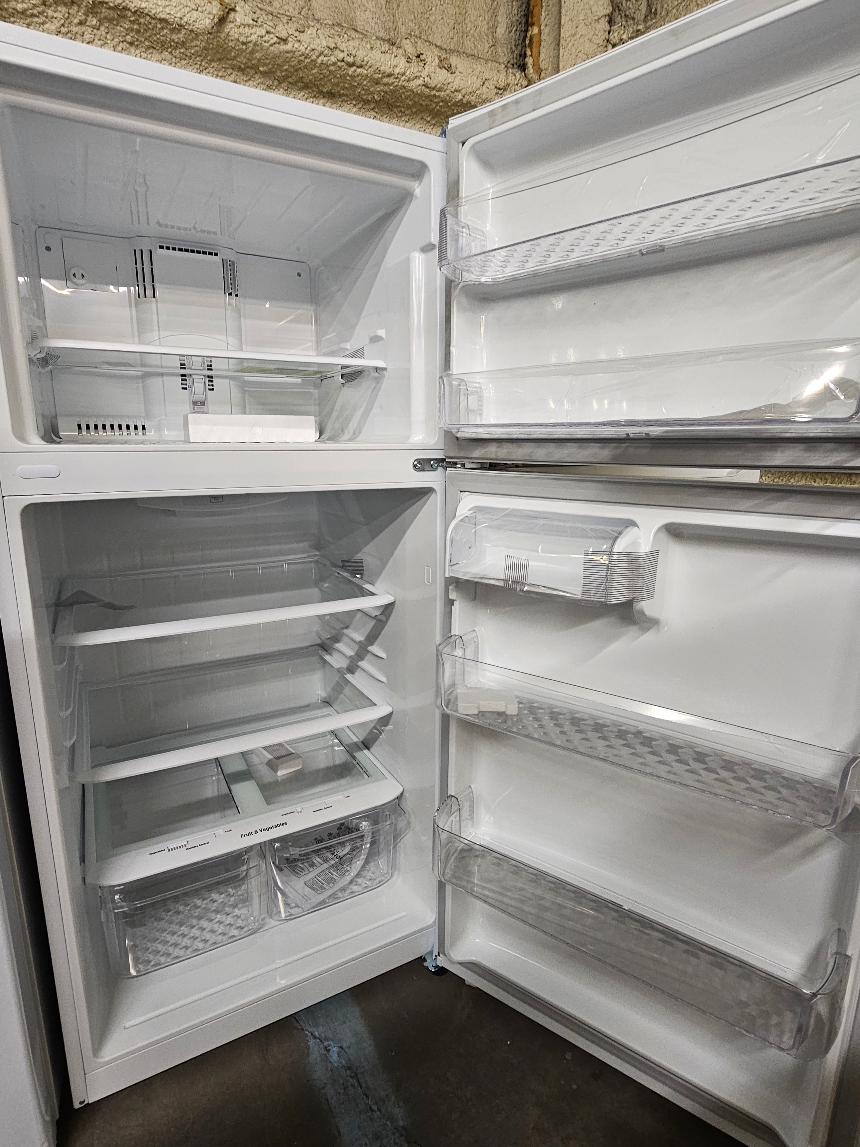 LG 20.2 Cu. Ft. Top-Freezer Refrigerator White